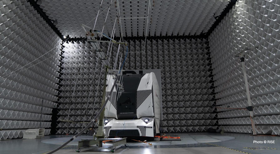New challenges for EMC in modern mobility
